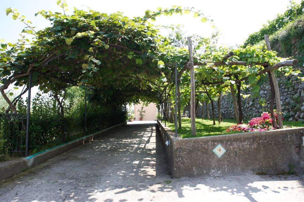 Portico Del Paradiso Scala Exterior photo